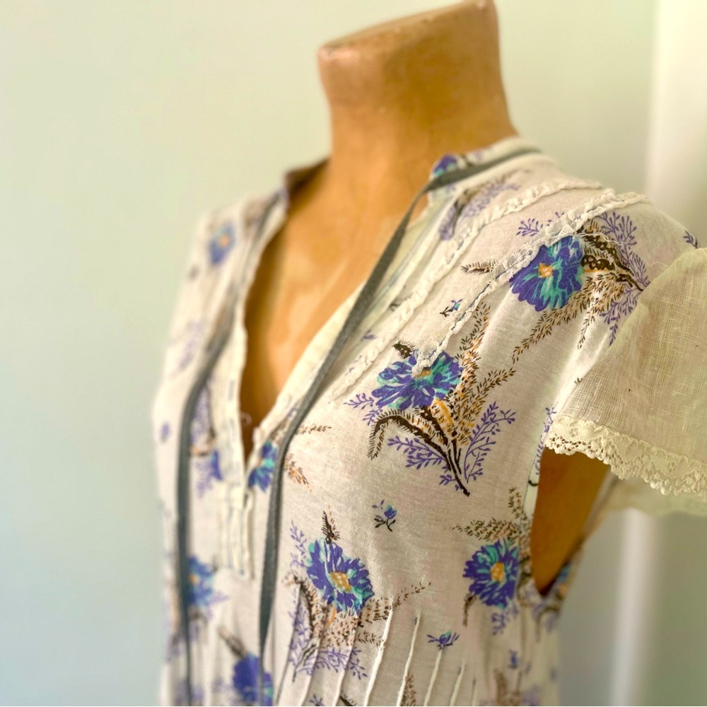Free People Tunic Tee Purple & Orange Boho Floral Lightweight Long - Size M